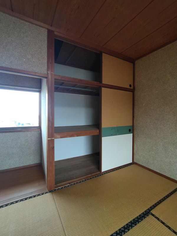 大字感田戸建 内観写真（収納）