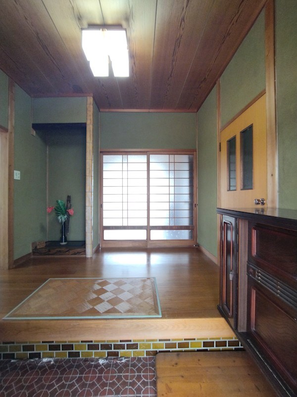 大字感田戸建 現地写真（玄関）