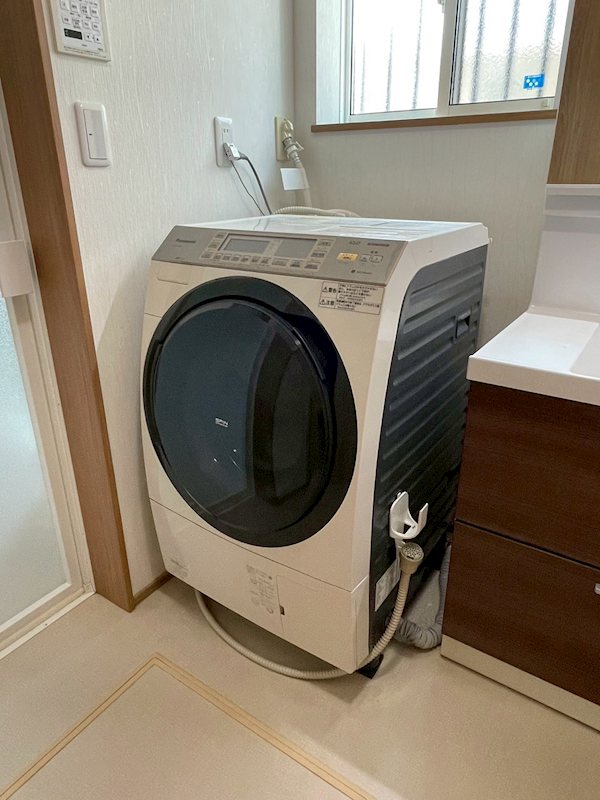 南泉三丁目戸建 内観写真（洗面台・洗面所）
