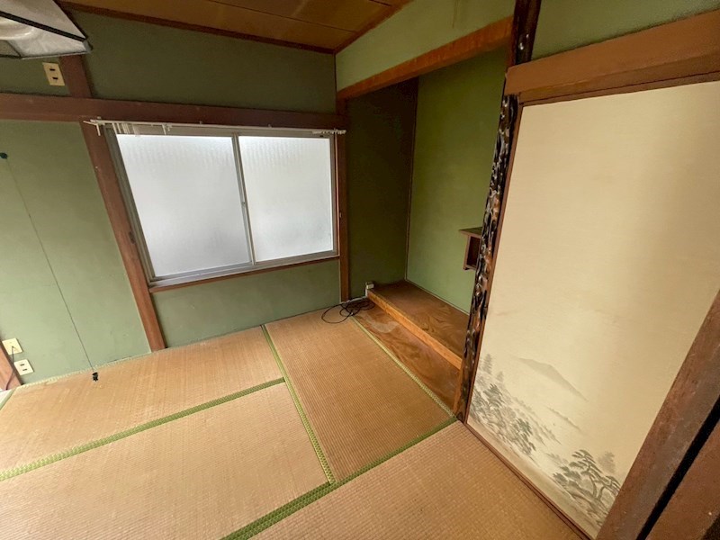 上馬寄二丁目6番戸建 内観写真（リビング以外の居室）