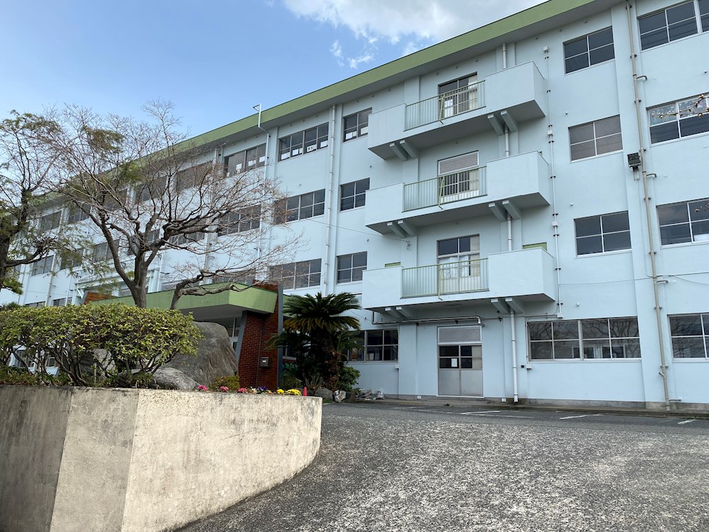 上馬寄二丁目6番戸建 小学校