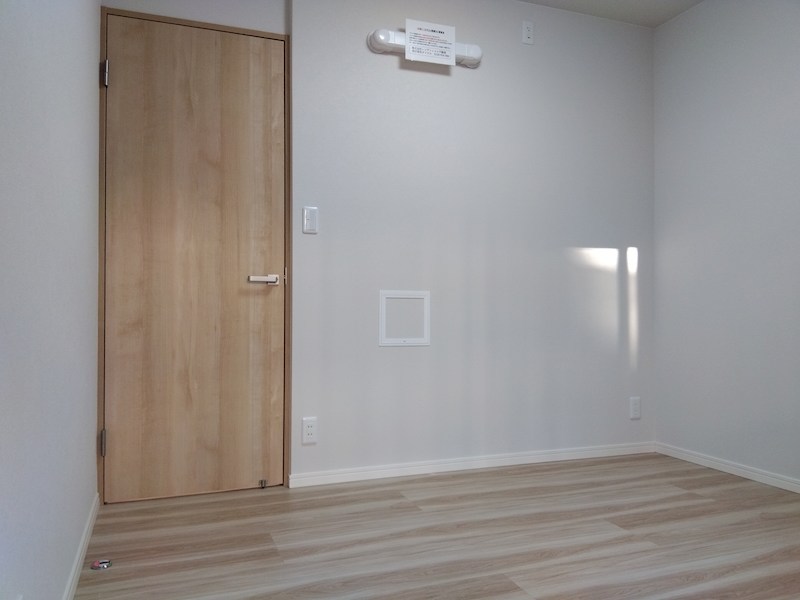 須賀町マンション 内観写真（子供部屋）