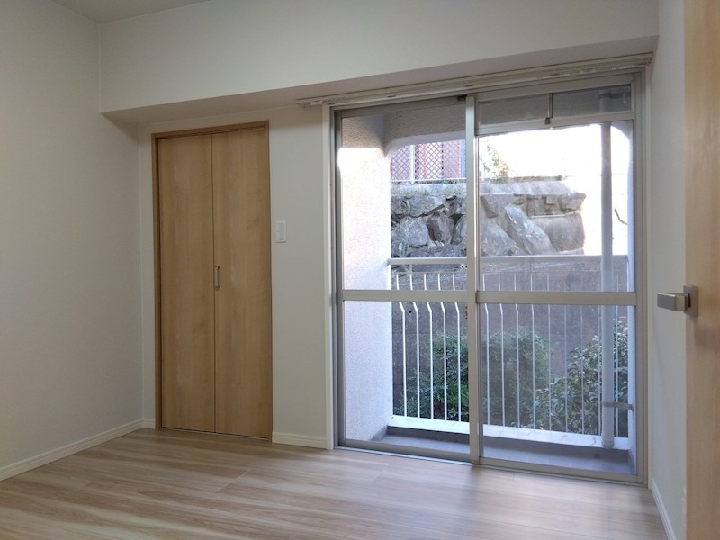 須賀町マンション 内観写真（子供部屋）