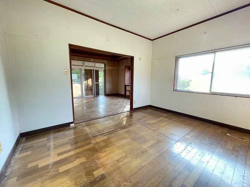 金剛三丁目5番戸建 内観写真（リビング以外の居室）
