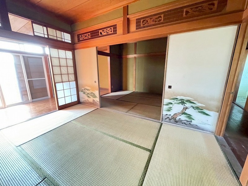 金剛三丁目5番戸建 内観写真（リビング以外の居室）