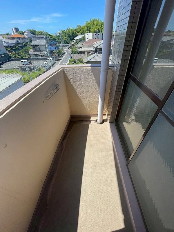 ダイナコート医生ヶ丘 現地写真（バルコニー）