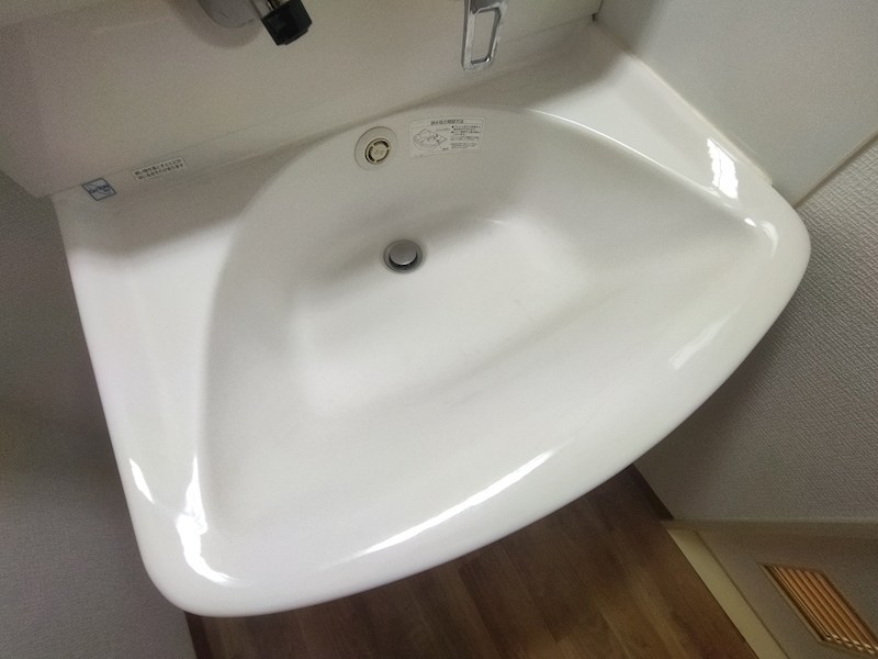 ホワイトキャッスル千防B棟 内観写真（洗面台・洗面所）