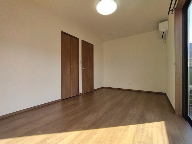 寺内二丁目新築戸建A棟 内観写真（リビング以外の居室）