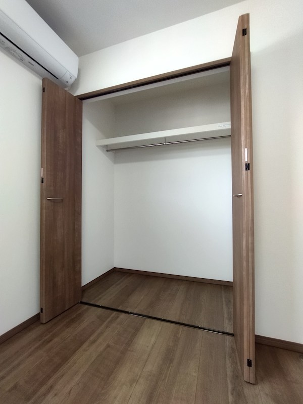 寺内二丁目新築戸建A棟 内観写真（収納）
