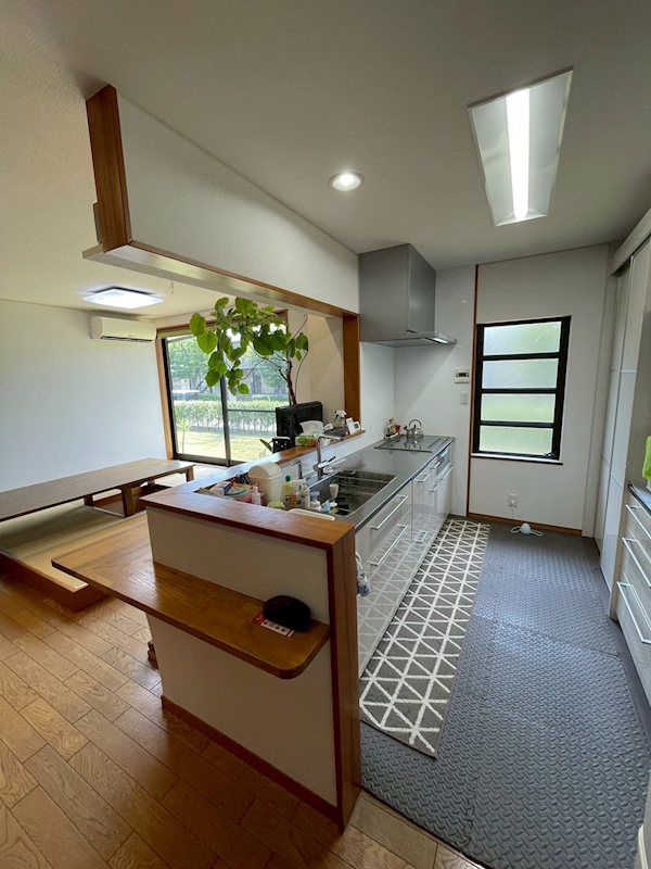 尾倉三丁目戸建 内観写真（キッチン）