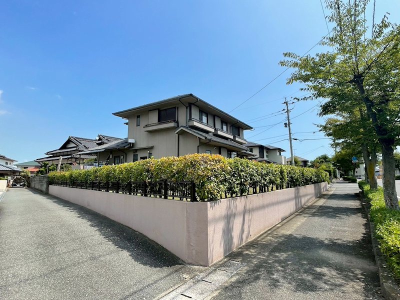 尾倉三丁目戸建 現地写真（前面道路含む現地写真）