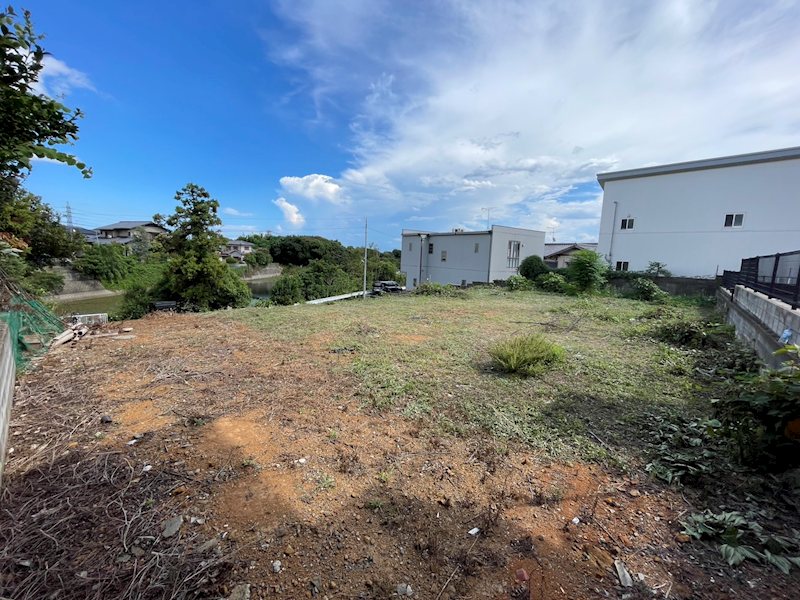 葛原本町五丁目5番土地 現地写真