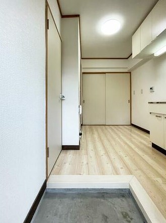 クインハイツ医生ヶ丘 現地写真（玄関）