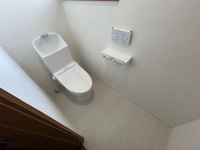 大字福丸戸建 内観写真（トイレ）