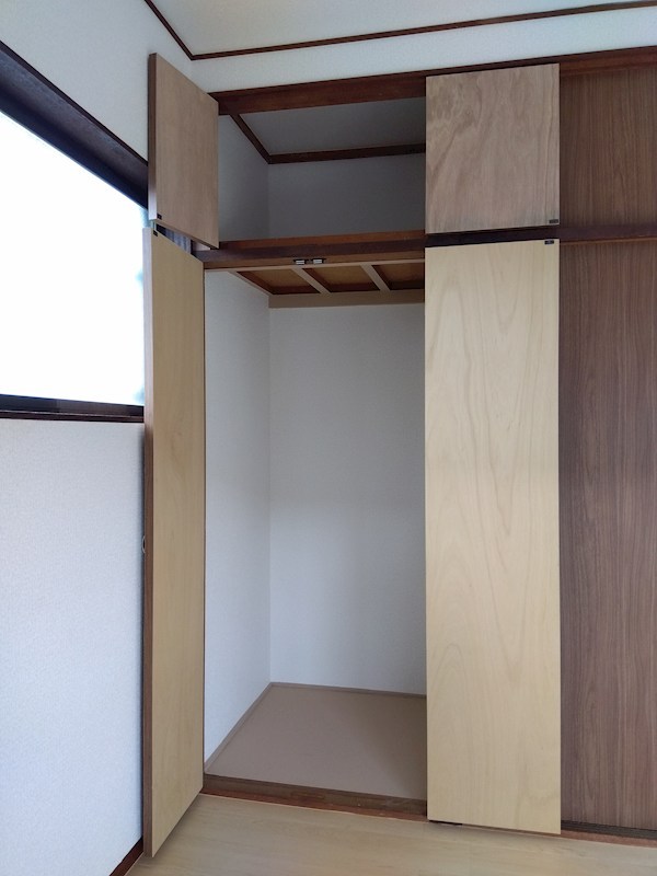津田南町戸建 内観写真（収納）