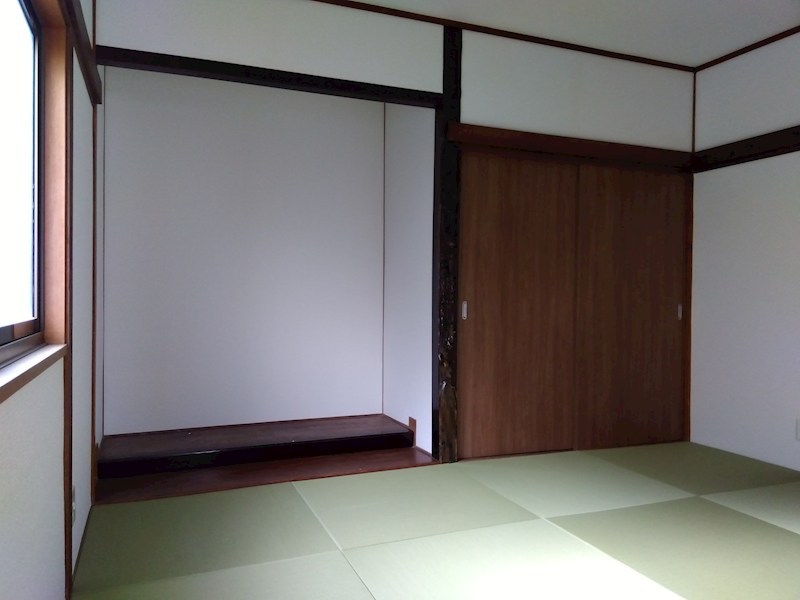 津田南町戸建 内観写真（リビング以外の居室）