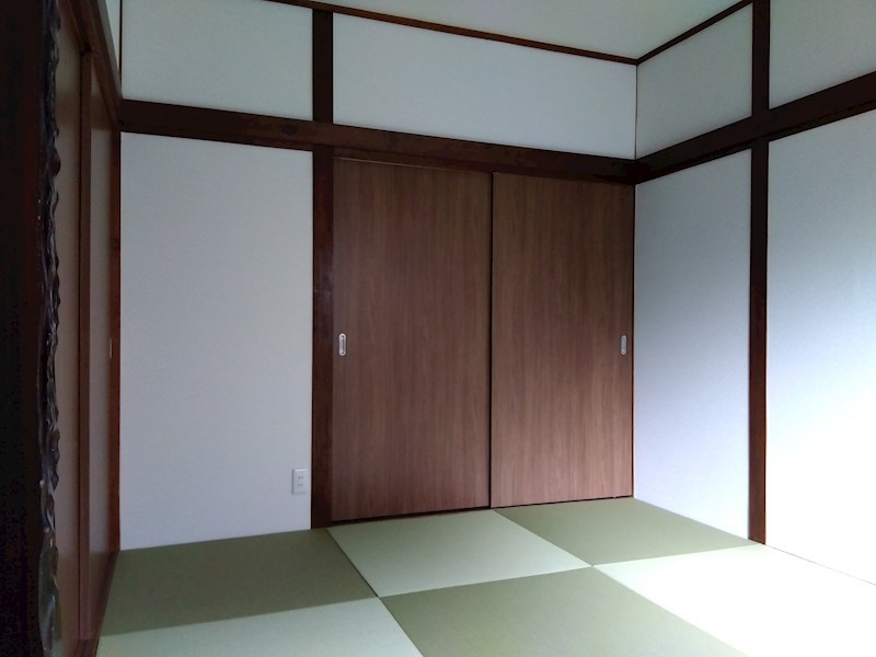津田南町戸建 内観写真（リビング以外の居室）