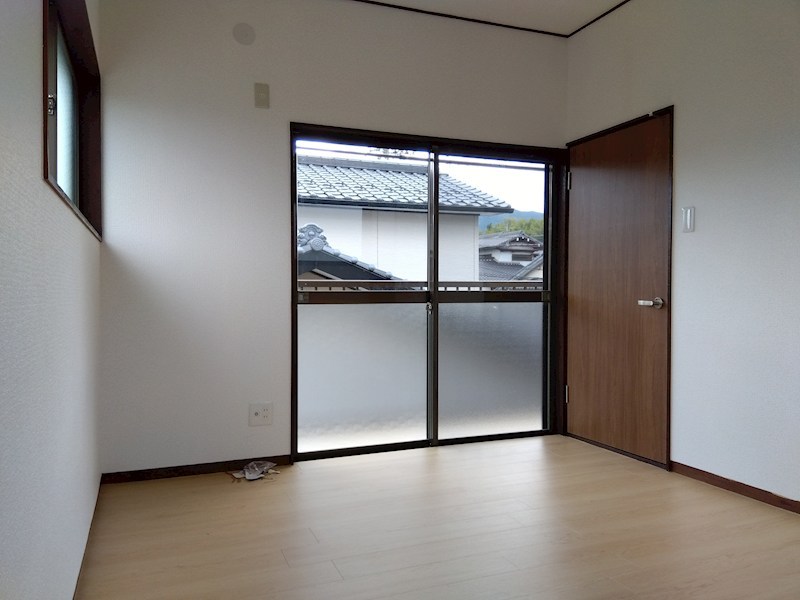津田南町戸建 内観写真（寝室）