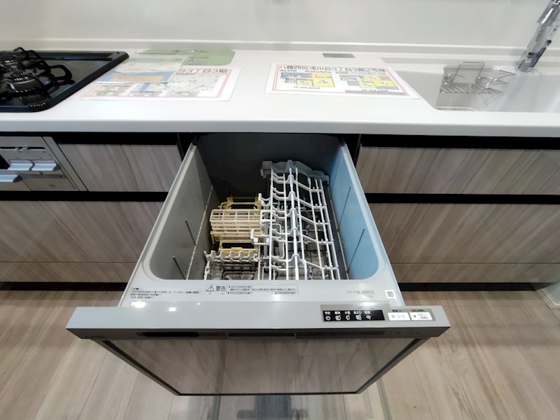 浅川台三丁目新築戸建2号棟　3期 内観写真（キッチン）