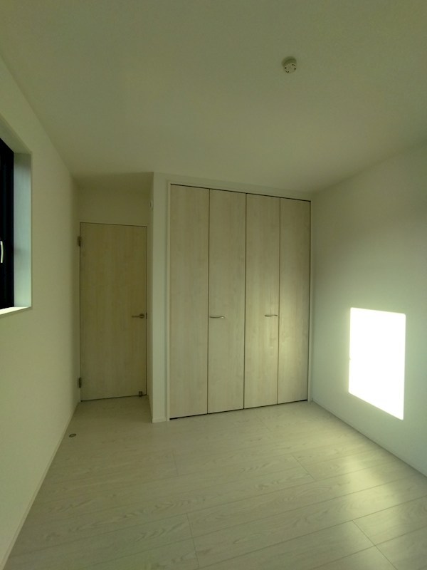 浅川台三丁目新築戸建2号棟　3期 内観写真（リビング以外の居室）