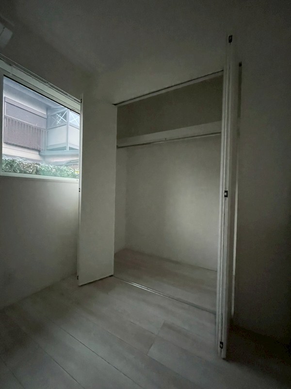 東小石町12番戸建 内観写真（収納）