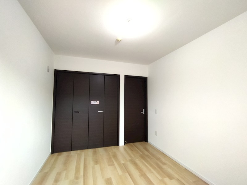 大平二丁目12番戸建 内観写真（子供部屋）