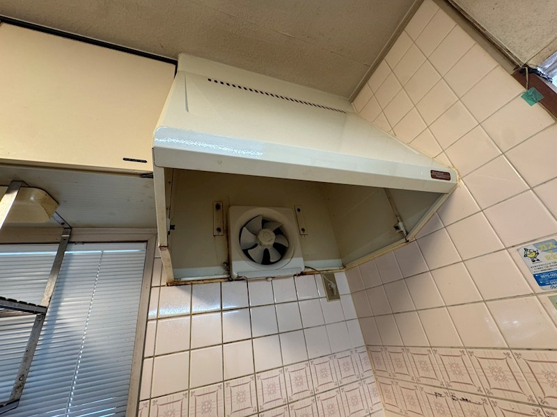エメラルドタウン本城F棟 内観写真（キッチン）