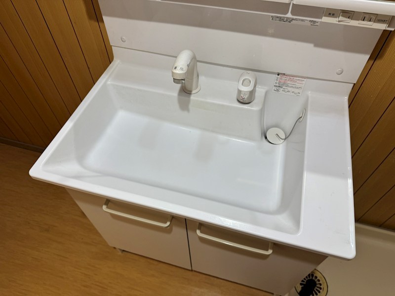 エメラルドタウン本城F棟 内観写真（洗面台・洗面所）