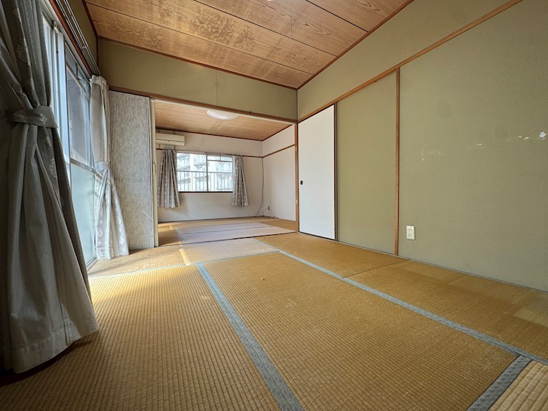 エメラルドタウン本城F棟 内観写真（リビング以外の居室）