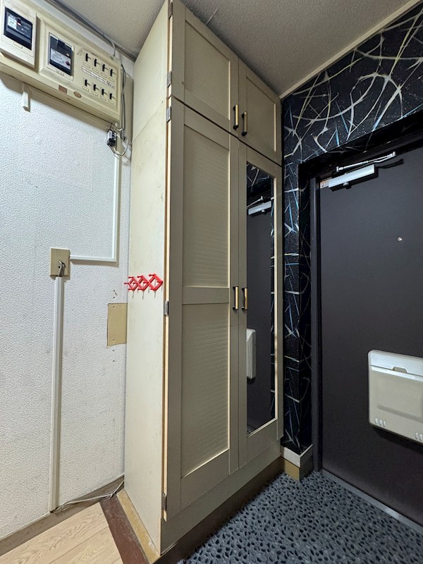 エメラルドタウン本城F棟 現地写真（玄関）