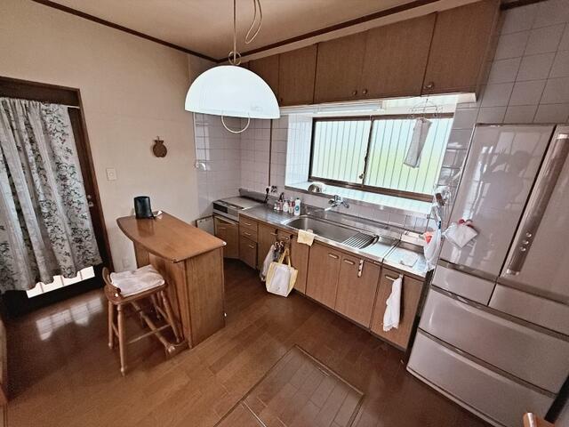 星ケ丘六丁目戸建 内観写真（キッチン）