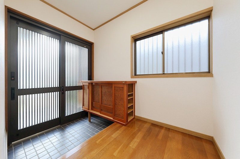 志井三丁目12番戸建  現地写真（玄関）