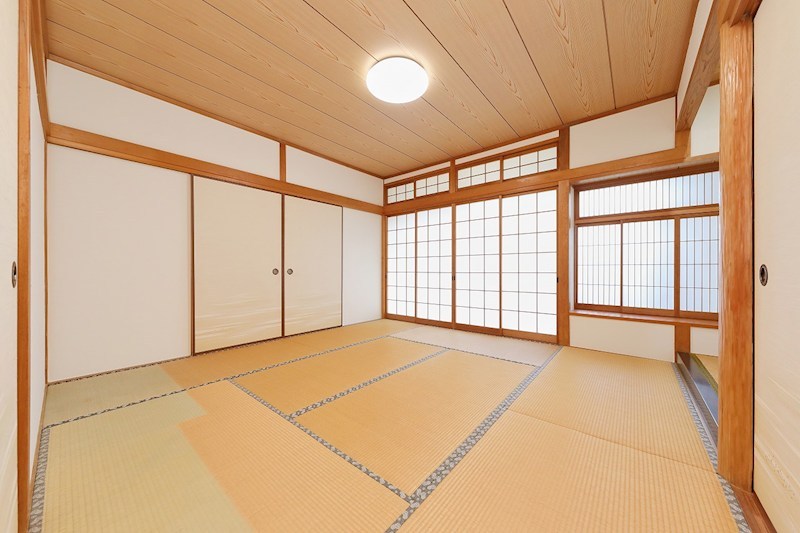 志井三丁目12番戸建  内観写真（リビング以外の居室）