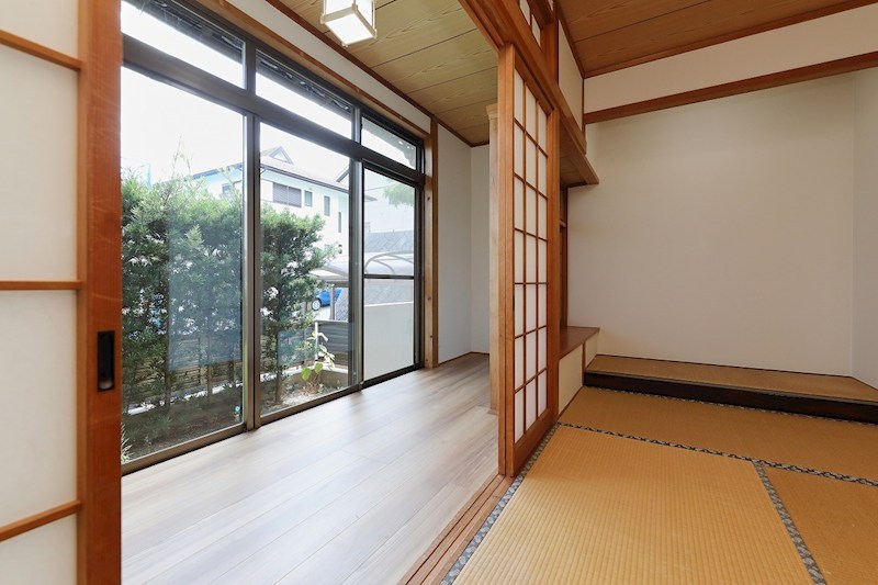 志井三丁目12番戸建  内観写真（リビング以外の居室）