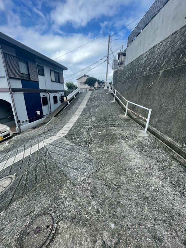 北川町戸建 現地写真（前面道路含む現地写真）