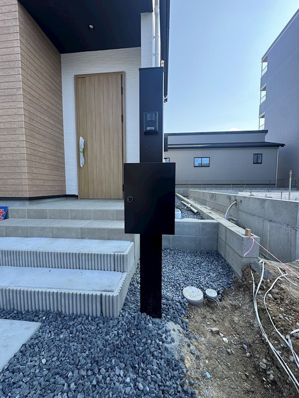 引野三丁目新築戸建2号棟　2期  現地写真（玄関）