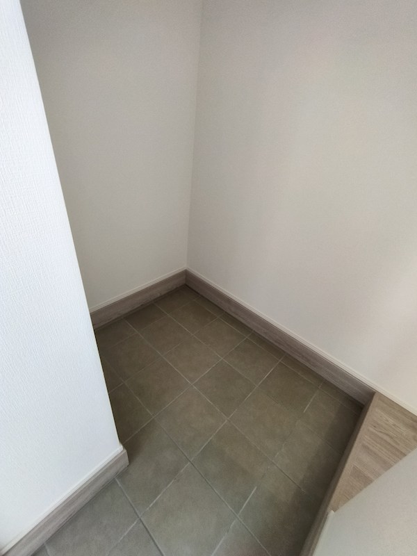 引野三丁目新築戸建2号棟　2期  内観写真（収納）