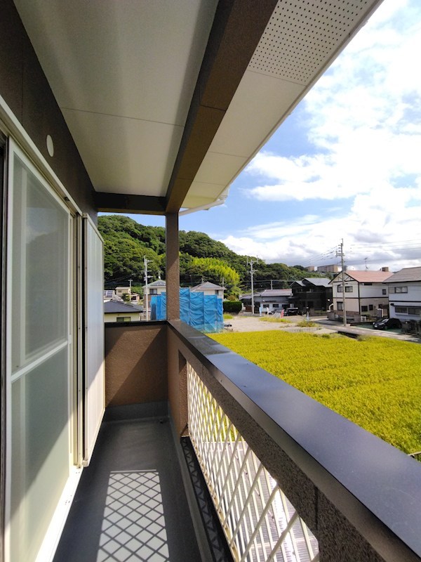 猪熊五丁目戸建 現地写真（バルコニー）