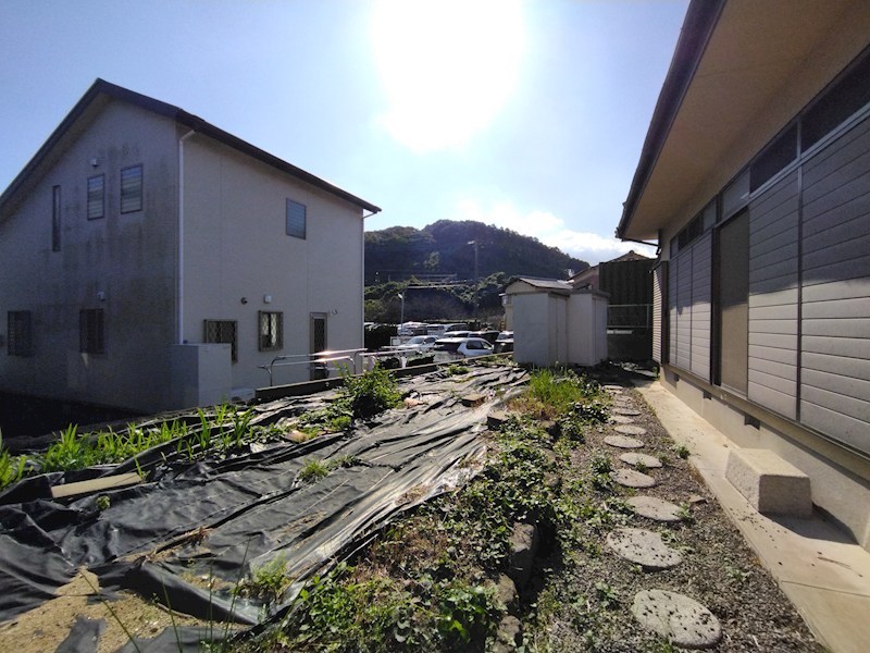 海老津二丁目戸建 現地写真（庭）
