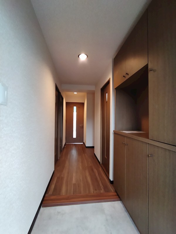 エクレール徳力 現地写真（玄関）