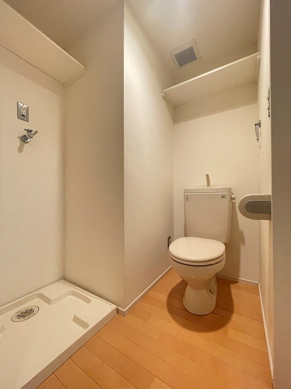 西片江アパートメント 内観写真（トイレ）