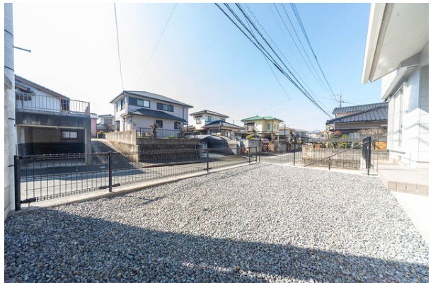 中尾三丁目戸建 現地写真（庭）