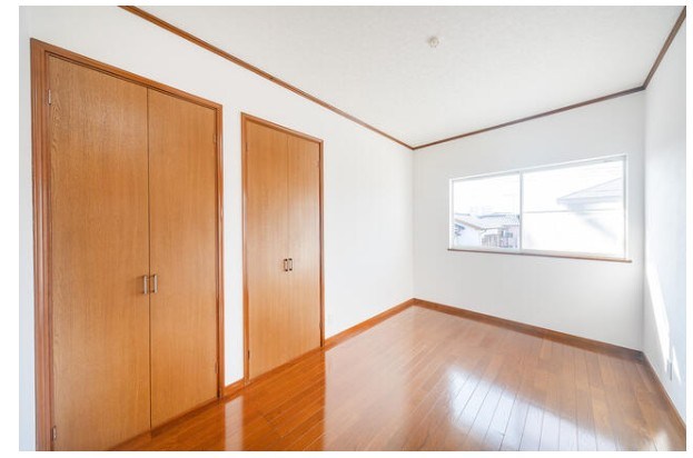 中尾三丁目戸建 内観写真（リビング以外の居室）