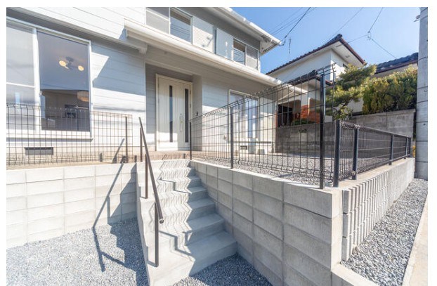 中尾三丁目戸建 現地写真（庭）