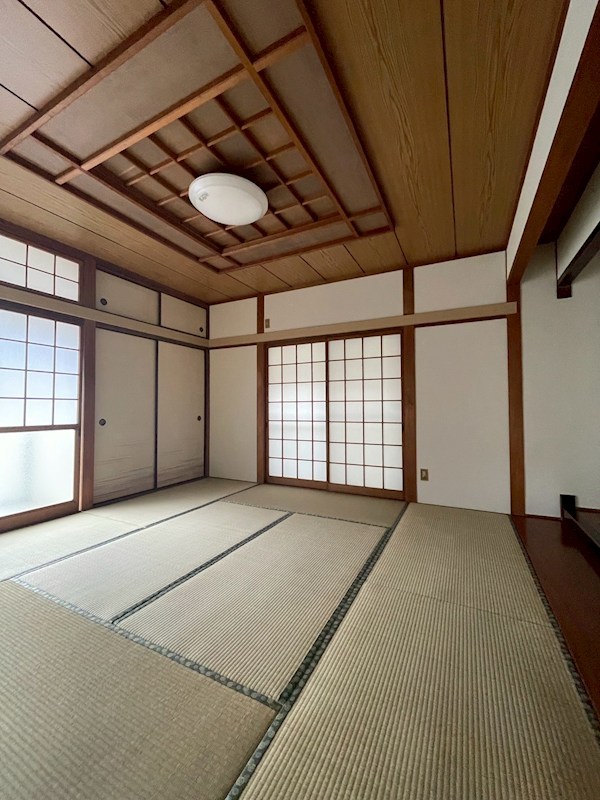 南丘三丁目戸建 内観写真（子供部屋）