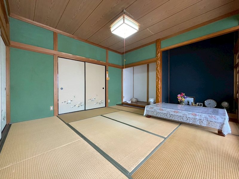 大字香春町中津原戸建 内観写真（リビング以外の居室）