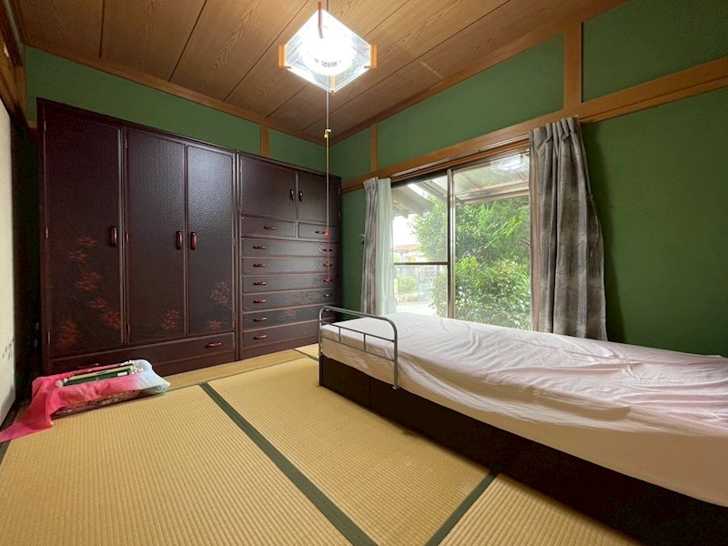 大字香春町中津原戸建 内観写真（リビング以外の居室）