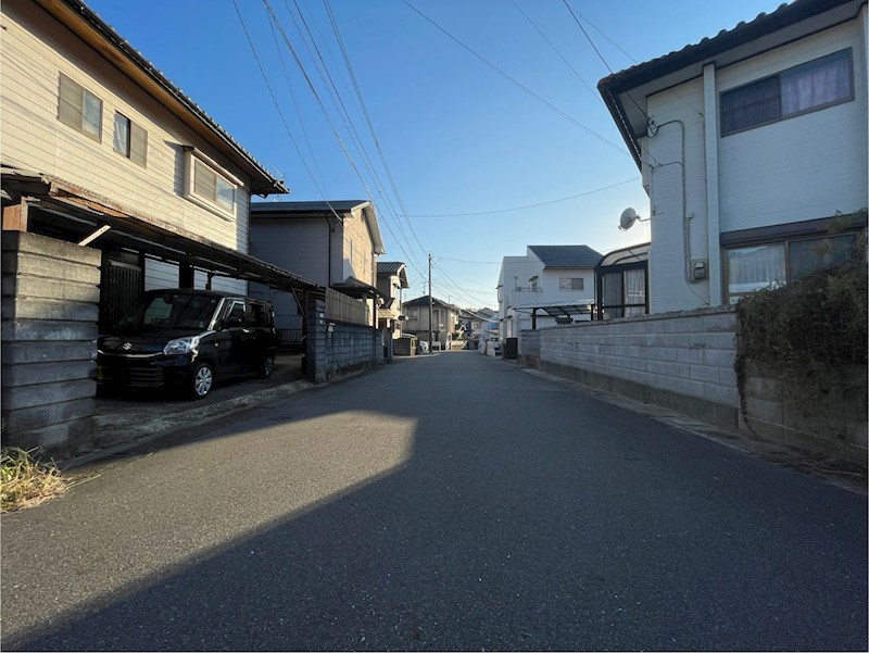 khouse 現地写真（前面道路含む現地写真）