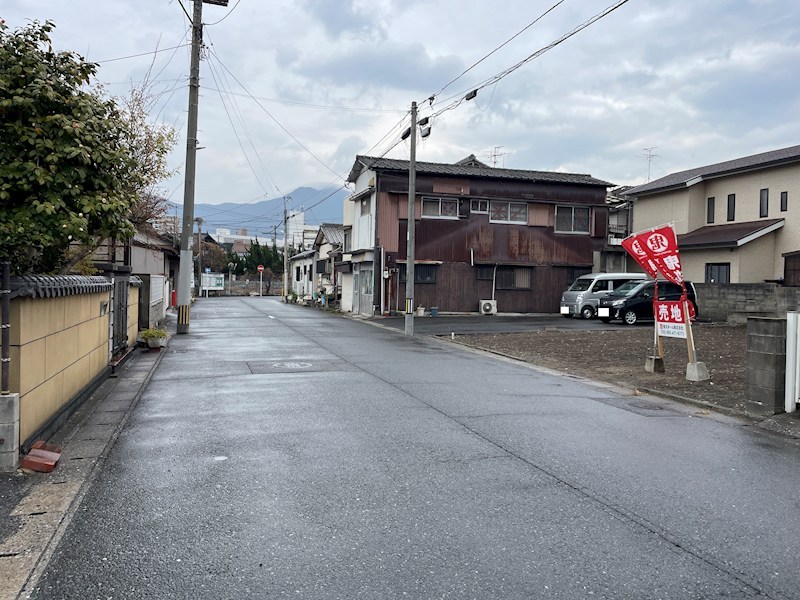 八幡町8番土地 現地写真