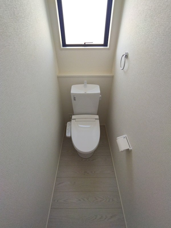 宮前町新築戸建1号棟　1期 内観写真（トイレ）